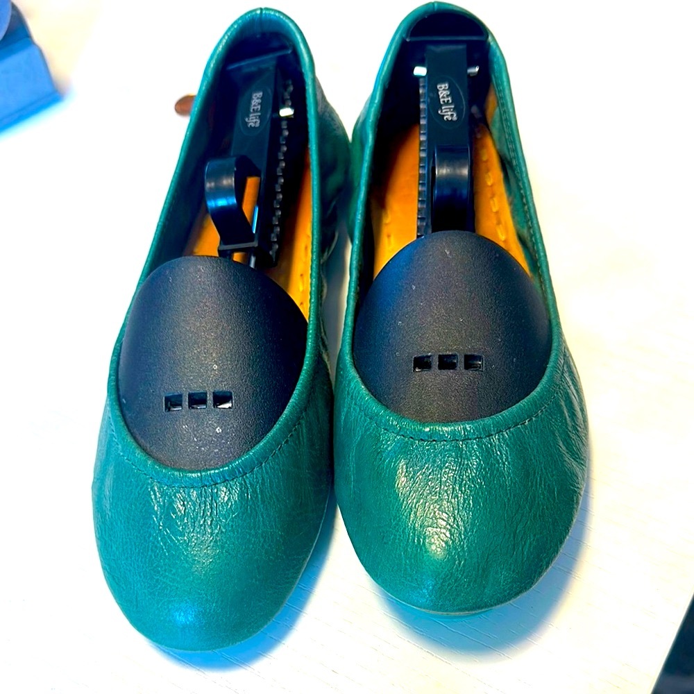 Tieks pacific green flats - size 8